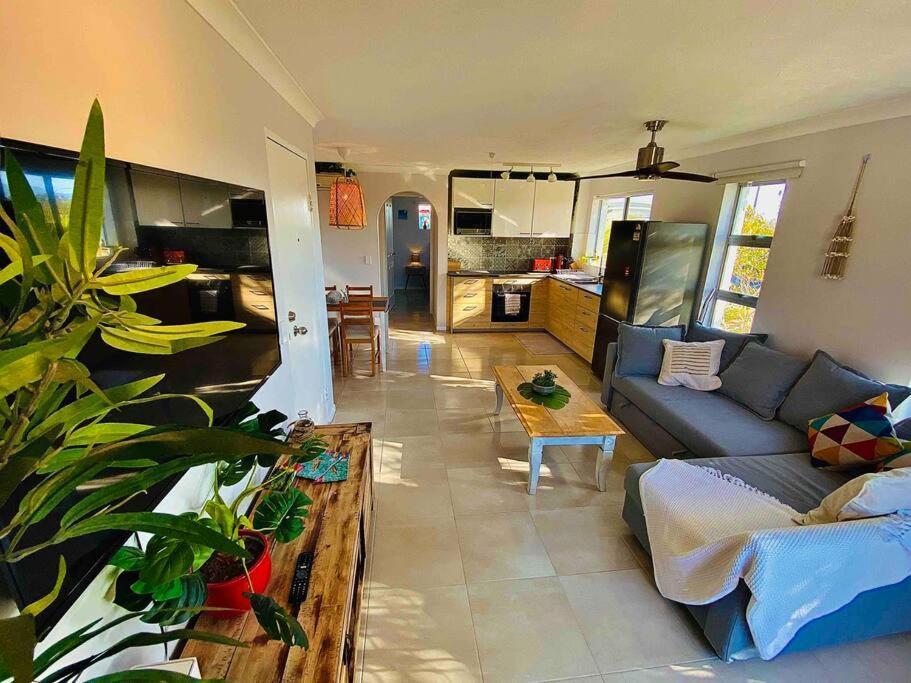 Broadbeach, Stylish Apartment Close To Everything Gold Coast Exterior foto